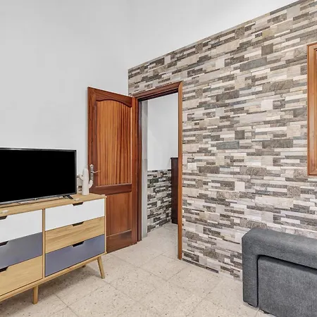 Holiday home Paisa House *