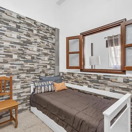 Holiday home Paisa House