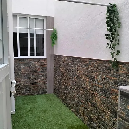 Paisa House *